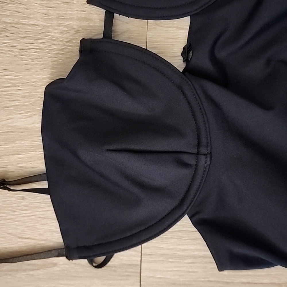 ZIAH Dita One Piece Swimsuit - Picture 5 of 15